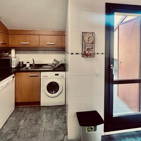 Atico Con Terrazas, Garaje Y Ascensor En El Casco Antiguo Appartement Huesca Buitenkant foto