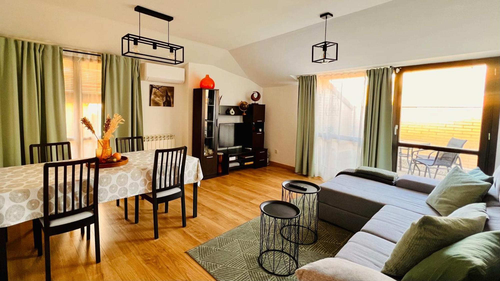 Atico Con Terrazas, Garaje Y Ascensor En El Casco Antiguo Appartement Huesca Buitenkant foto